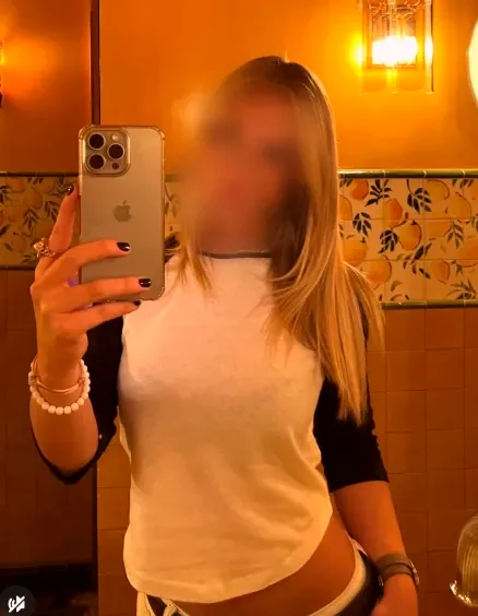Bianca, 29