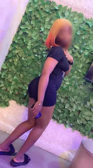 Denise, 25