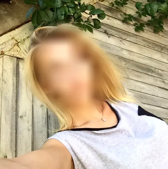 Diana, 34