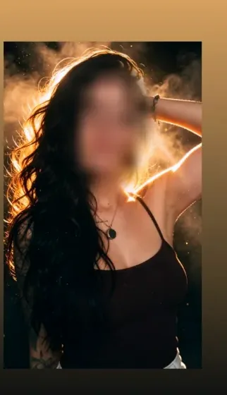 Emilia, 37