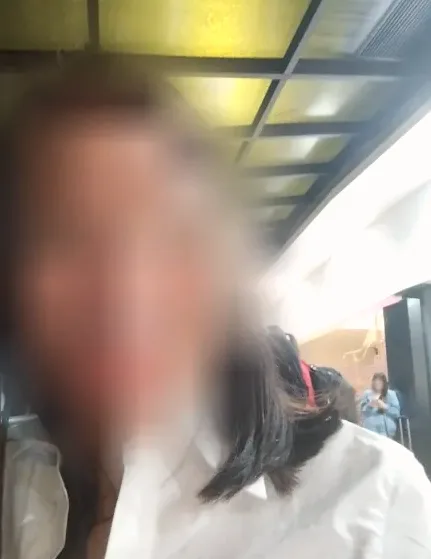 Melanie, 35